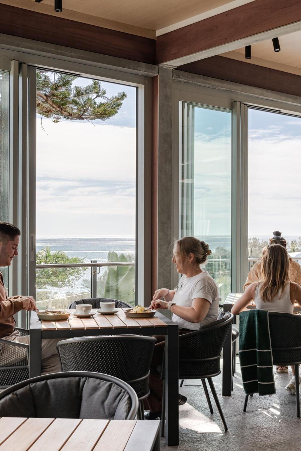 Headlands Austinmer Beach Hotel Exterior photo